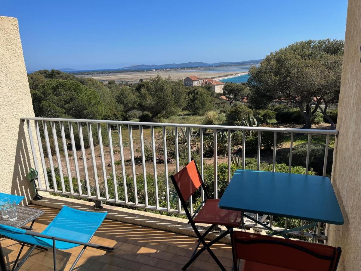 Appartement Hyeres - Costebelle Duplex Vue Mer Balcon Residence Privee Parking - Marie Caroline Kültér fotó