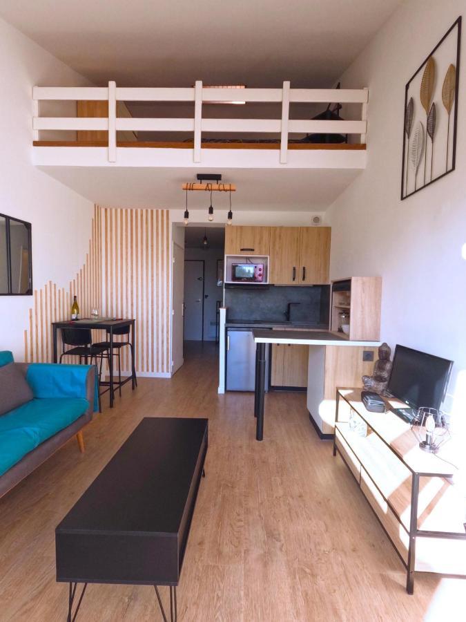 Appartement Hyeres - Costebelle Duplex Vue Mer Balcon Residence Privee Parking - Marie Caroline Kültér fotó